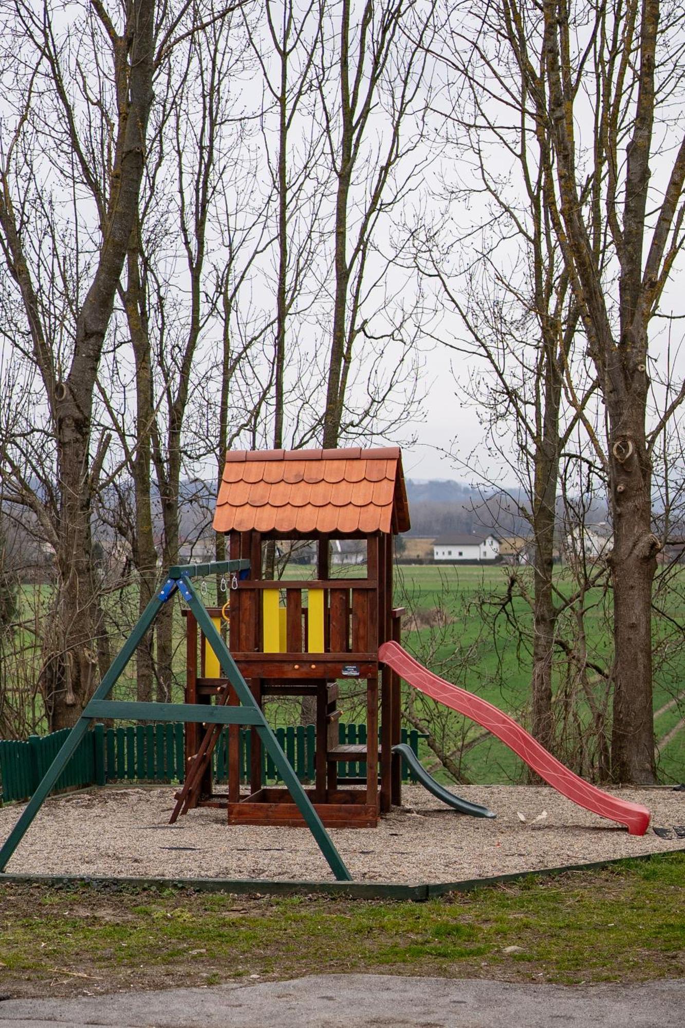 Apartmaji Babi Apartmán *